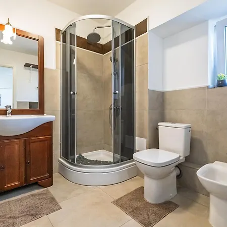 Laura-risika * Risika