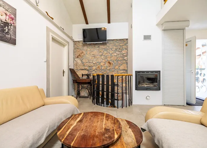 Laura-risika * Risika